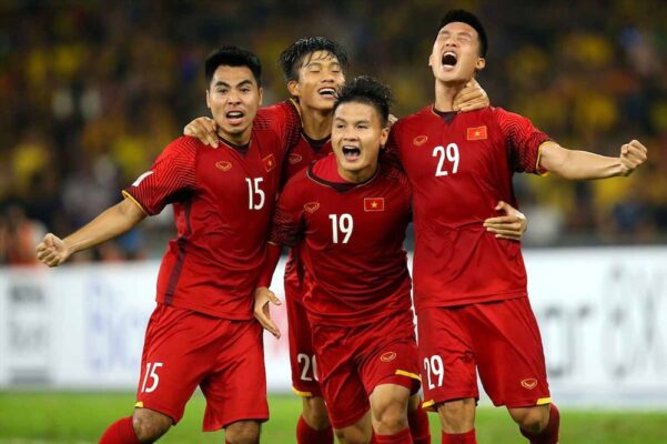 Những Điều Cơ Bản Về Luật Bóng Đá 11 Người